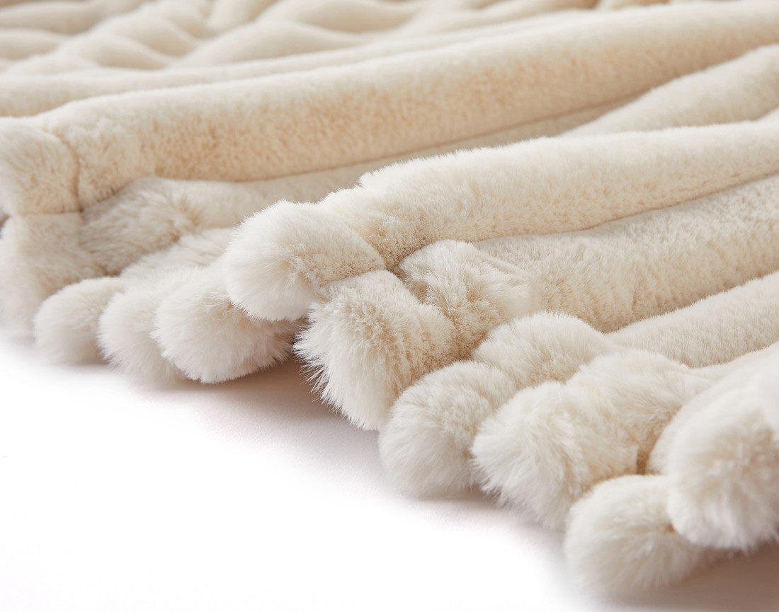 Plaid 200x140 cm en fausse fourrure côtelé et velours Arezzo