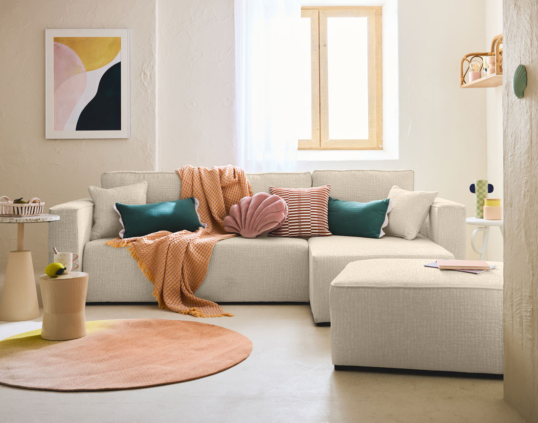 Canapé d'angle réversible 4 places convertible avec coffre en tissu velours relief Topaze Canapé d'angle réversible 4 places convertible avec coffre en tissu velours relief Topaze