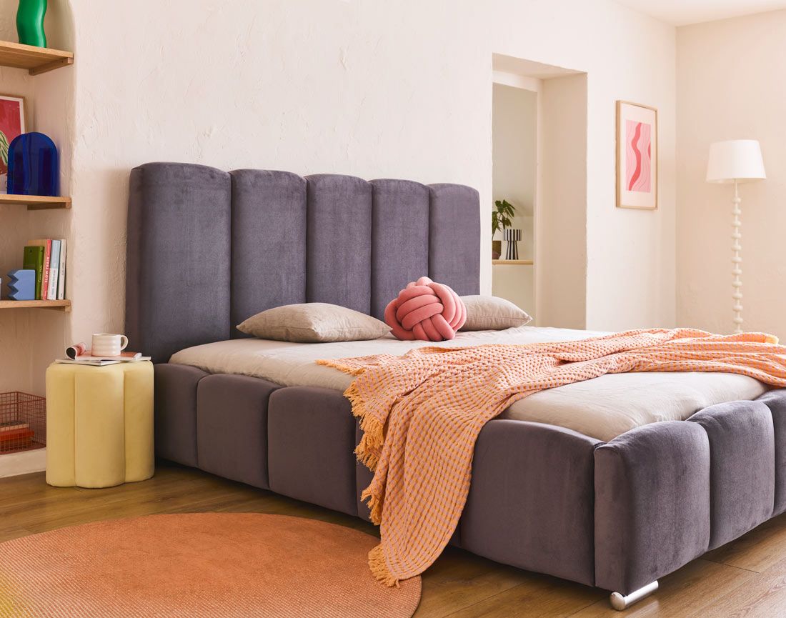 Torreon - lit coffre - 180x200 - sommier inclus - en velours Bestmobilier