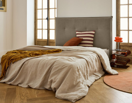 Dali - cadre de lit - 140x190 - en velours Bestmobilier