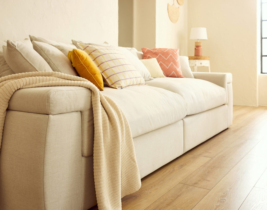 Canapé 4 places - assise profonde - en tissu Sergio