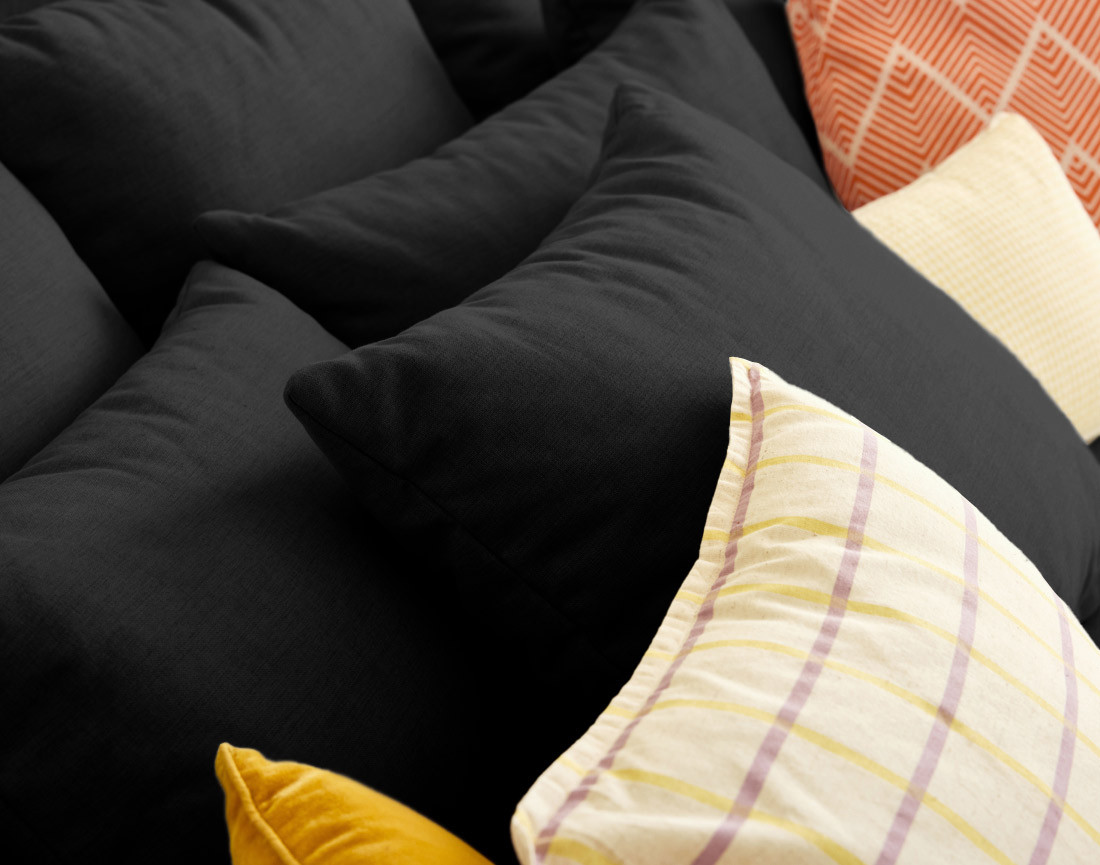 Canapé 4 places - assise profonde - en tissu Sergio Canapé 4 places - assise profonde - en tissu Sergio