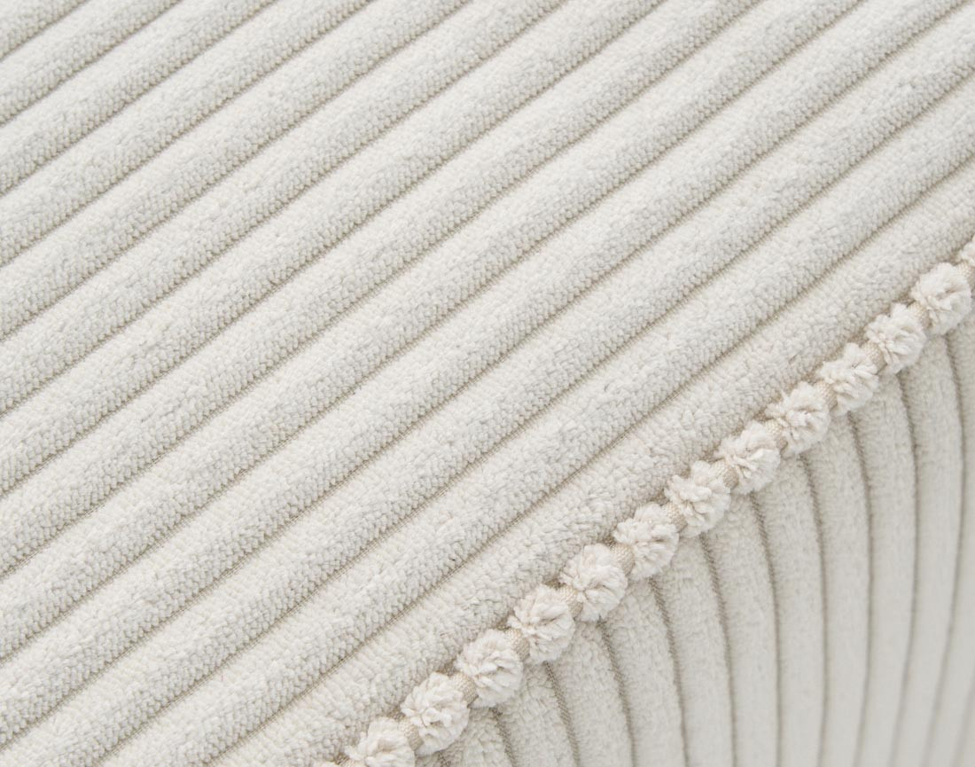 Lit coffre 140x190 cm sommier inclus velours côtelé Topaze
