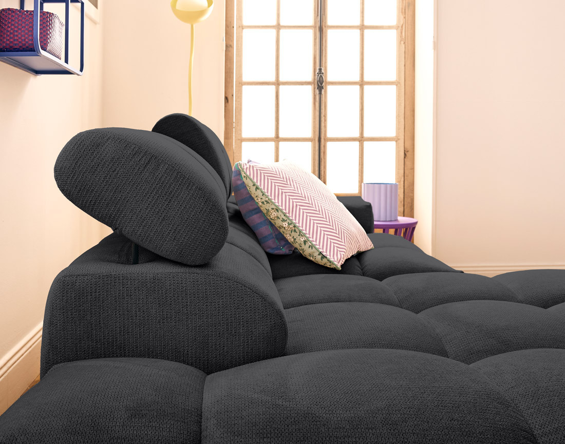 Canapé d'angle gauche 3 places avec têtières réglables en tissu texturé Matera