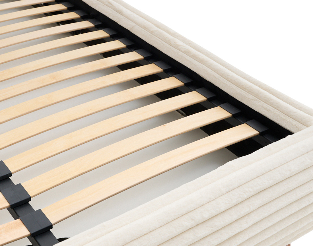 Lit coffre 140x200 cm sommier inclus fausse fourrure côtelé Cristal