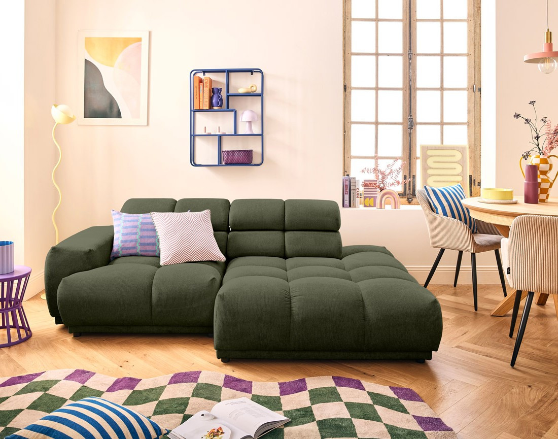 Canapé d'angle droit 4 places avec têtières réglables en tissu texturé Matera