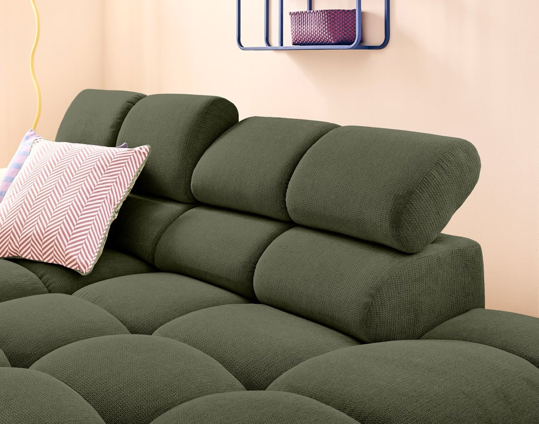 Canapé d'angle droit 4 places avec têtières réglables en tissu texturé Matera