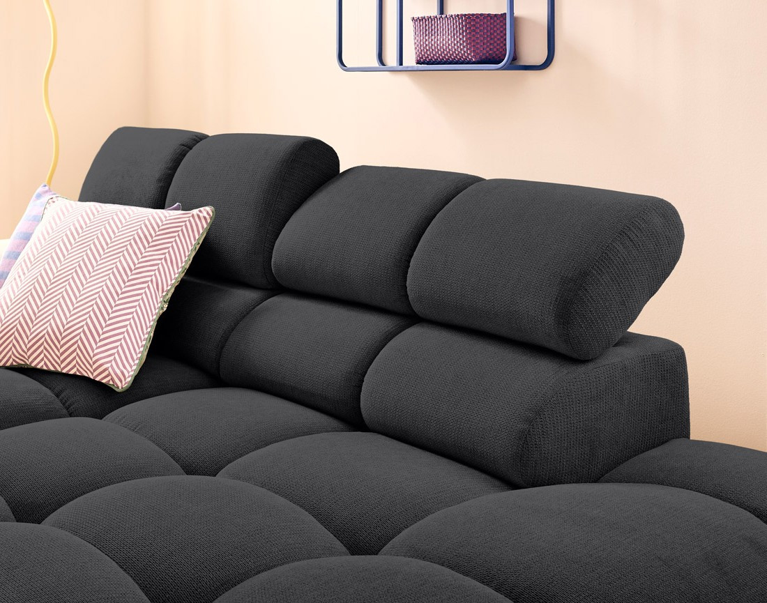 Canapé d'angle droit 4 places avec têtières réglables en tissu texturé Matera