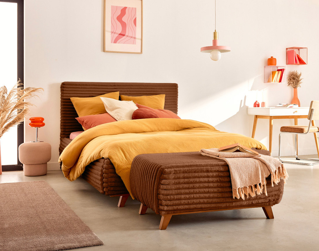 Lit coffre avec bout de lit 140x200 sommier inclus fausse fourrure côtelé Cristal