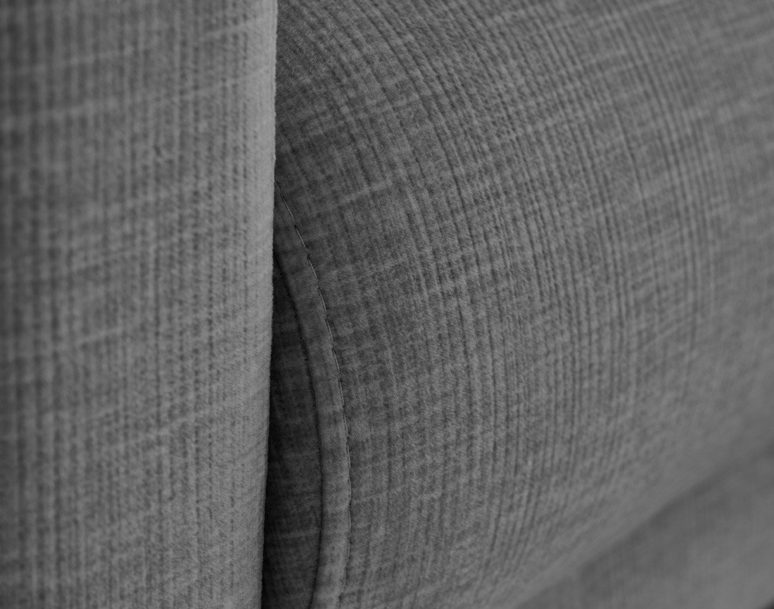 Canapé droit 3 places en velours pieds en bois Ostrava