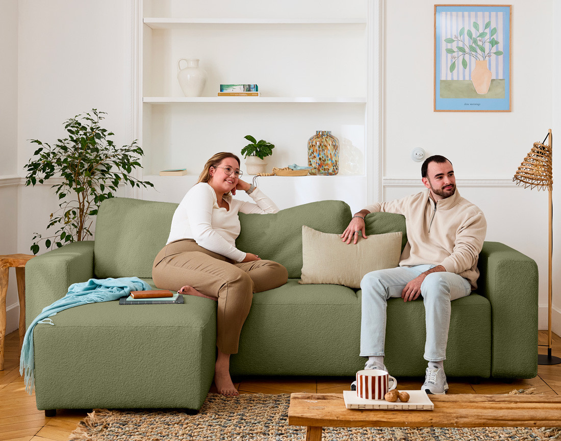 Canapé d'angle réversible 4 places convertible en tissu bouclette Livy