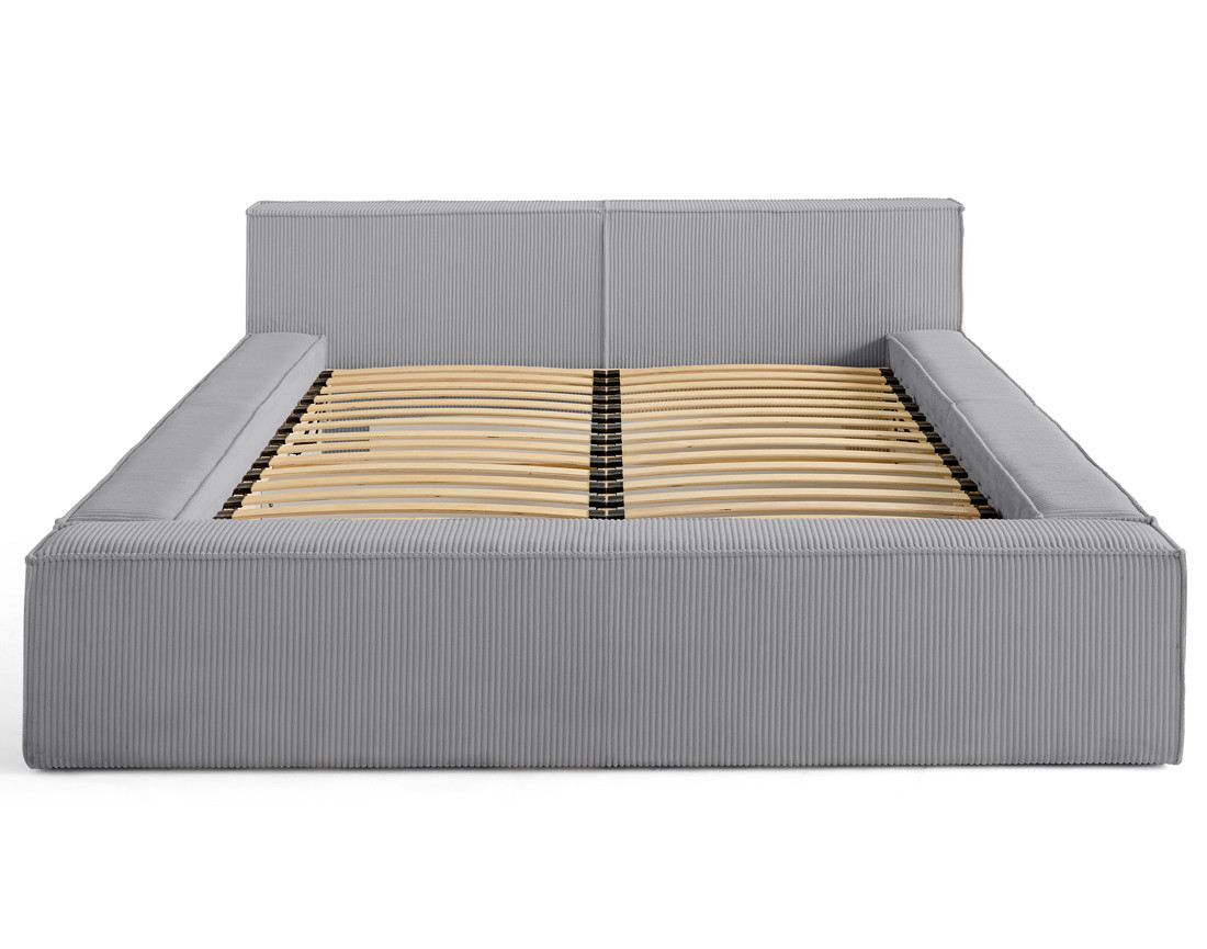 Lit coffre 140x190 cm sommier inclus en velours côtelé Stella Lit coffre 140x190 cm sommier inclus en velours côtelé Stella