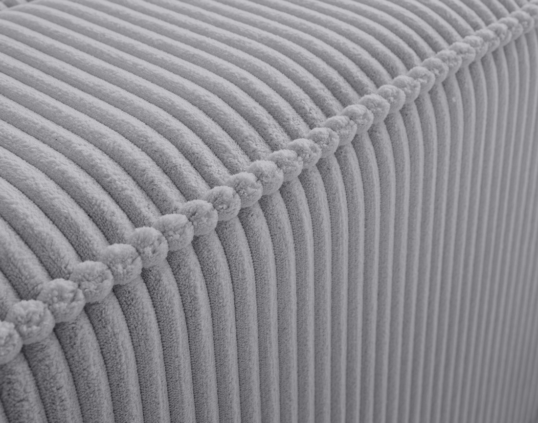 Lit coffre 140x190 cm sommier inclus en velours côtelé Stella Lit coffre 140x190 cm sommier inclus en velours côtelé Stella
