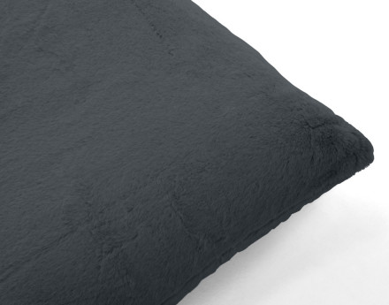 Coussin en fausse fourrure 60x60 cm Oscar