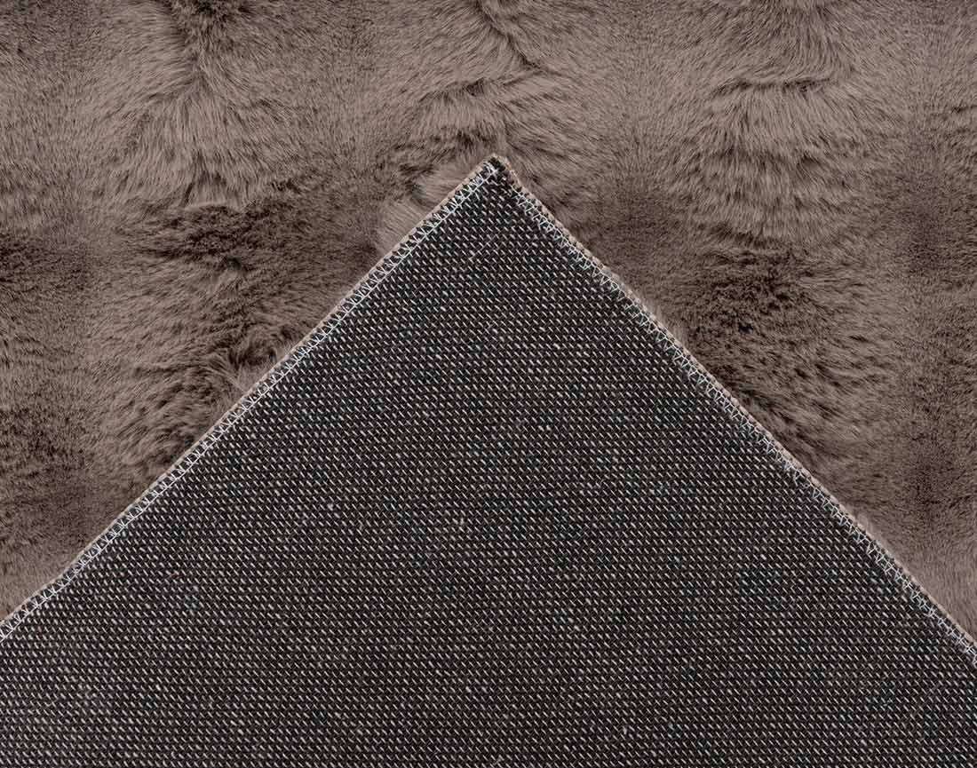 Tapis 200x290 cm en fausse fourrure Sweety