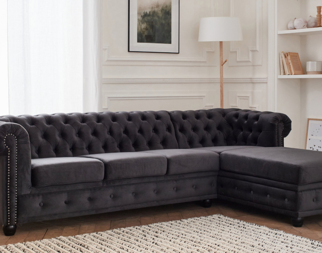 Canapé Chesterfield d'angle droit 4 places en velours William Canapé Chesterfield d'angle droit 4 places en velours William