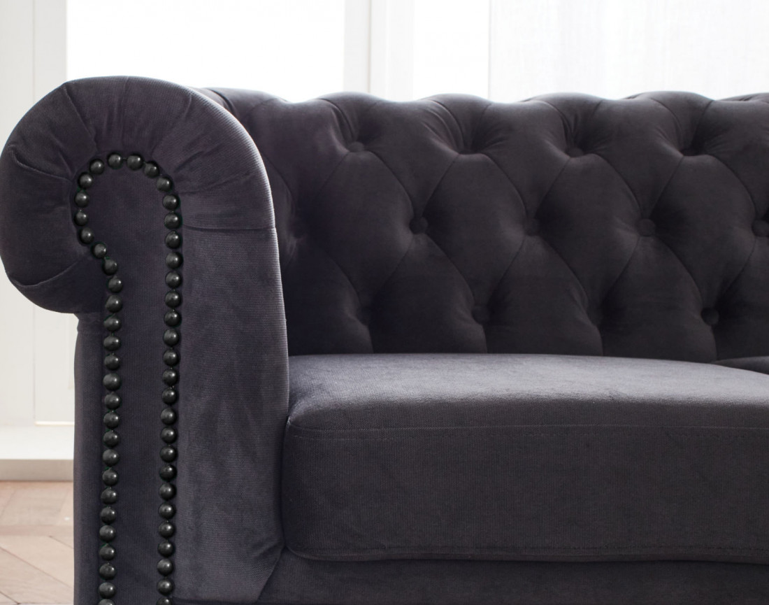 Canapé Chesterfield d'angle droit 4 places en velours William Canapé Chesterfield d'angle droit 4 places en velours William