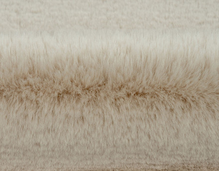Tapis rectangulaire fausse fourrure crème Joy