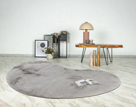Tapis organique fausse fourrure gris Joy
