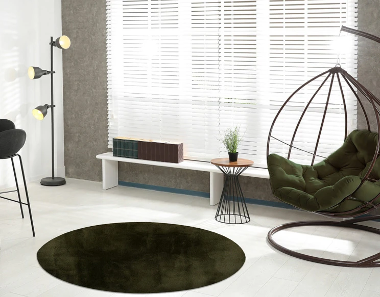Tapis rond fausse fourrure...