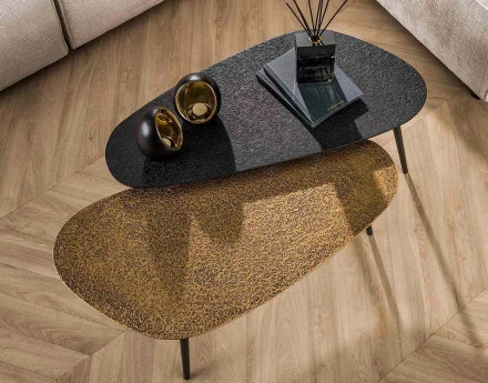 Lot de 2 tables basses doré...