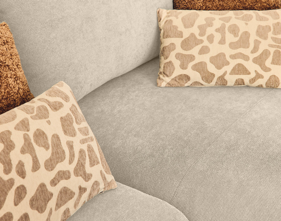 Canapé d'angle droit 4 places convertible avec coffre en tissu Gianni Canapé d'angle droit 4 places convertible avec coffre en tissu Gianni