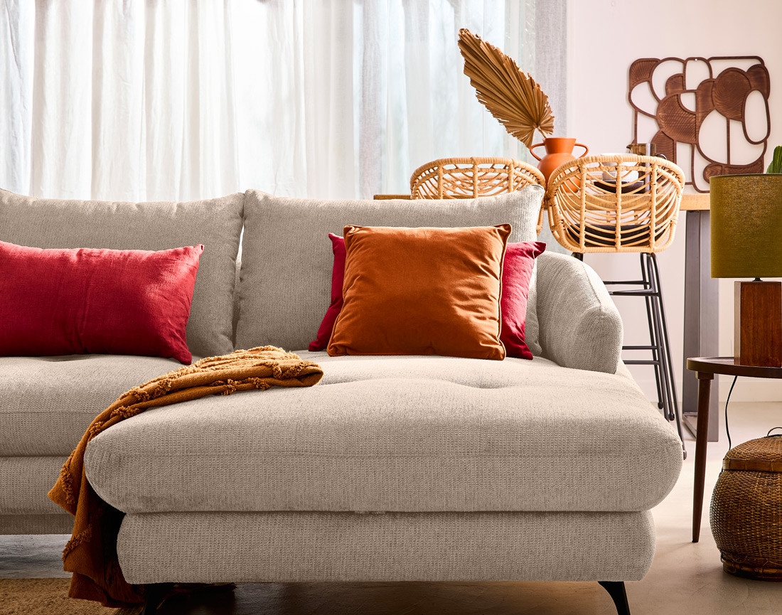 Canapé d'angle droit 4 places convertible avec coffre en tissu texturé Ninon Canapé d'angle droit 4 places convertible avec coffre en tissu texturé Ninon