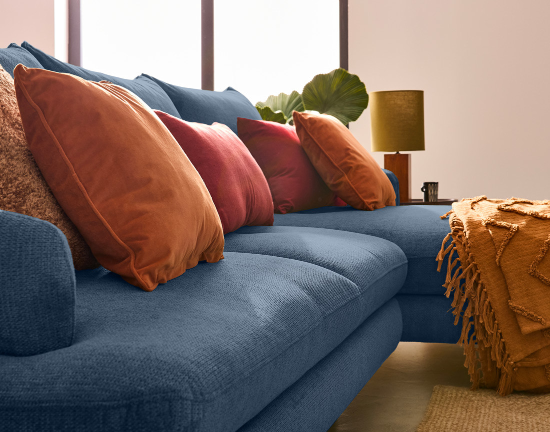 Canapé d'angle droit 4 places convertible avec coffre en tissu texturé Ninon