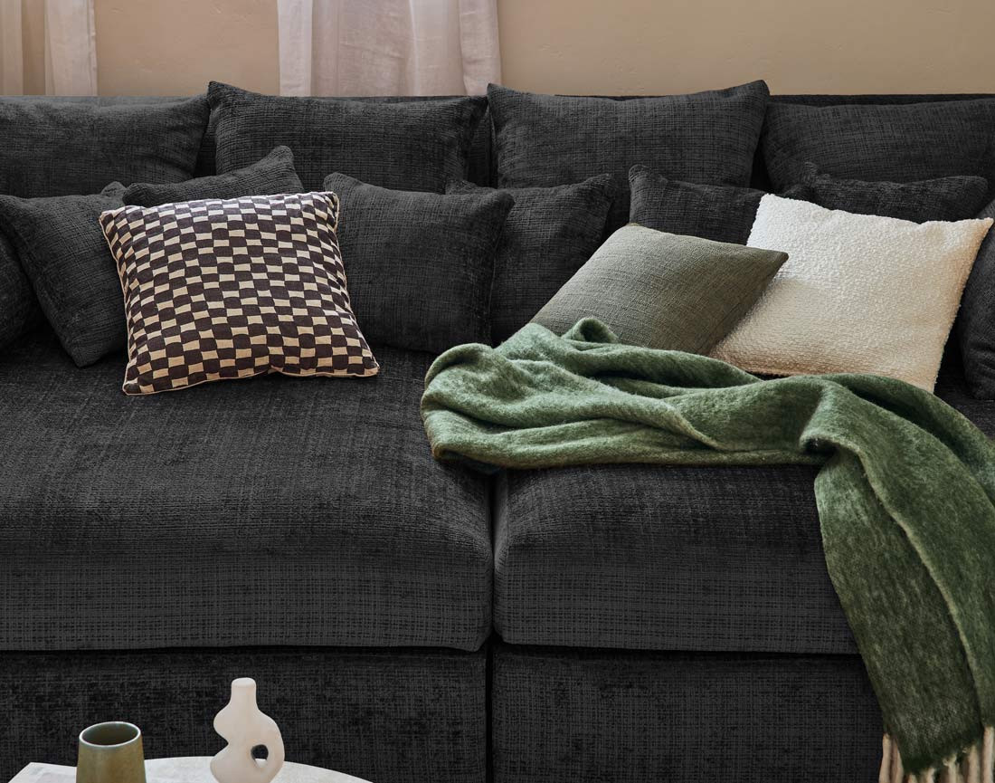 Canapé droit 4 places avec double méridienne en velours texturé Collins