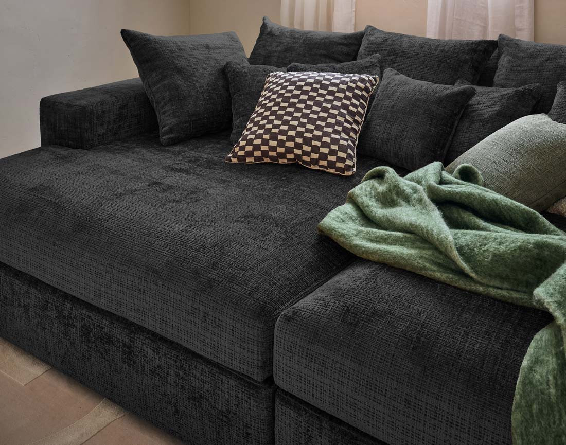 Canapé droit 4 places avec double méridienne en velours texturé Collins