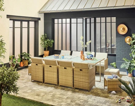 Salon de jardin encastrable en résine tressée beige 12 places coussins avec housse de protection beige Fira