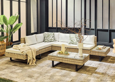 Salon de jardin d’angle en résine beige et grise 5 places coussins gris clair et table incluse Sashi