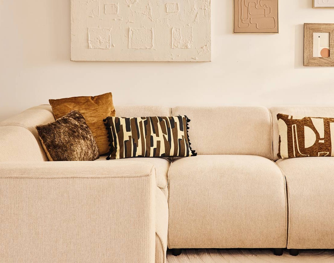 Canapé modulable panoramique d'angle gauche 7 places en tissu texturé Suaro Canapé modulable panoramique d'angle gauche 7 places en tissu texturé Suaro