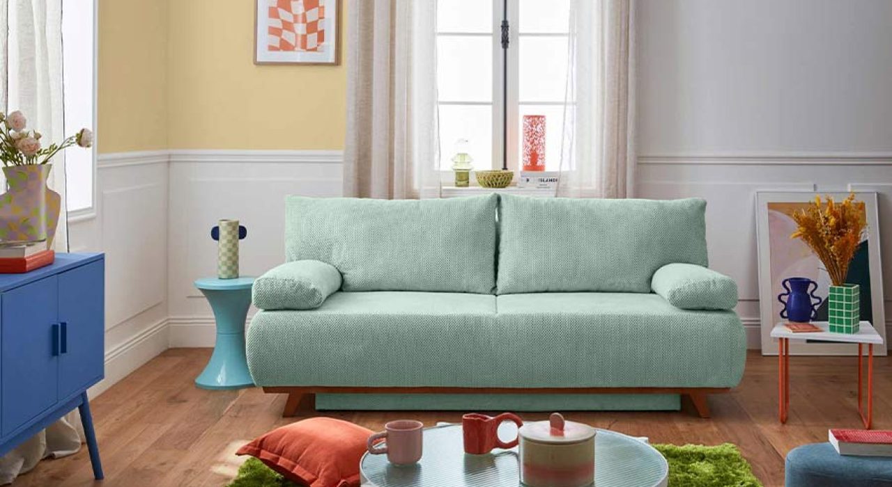 Comment aménager votre séjour avec un canapé droit ?