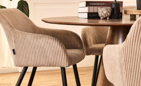 Chaise Black November