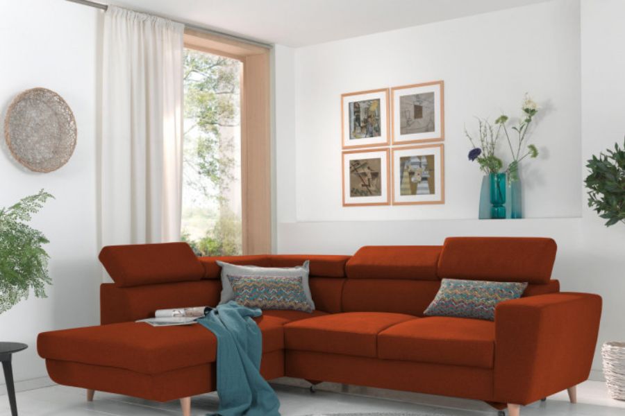 6 idées pour associer la décoration à votre canapé couleur rouille 